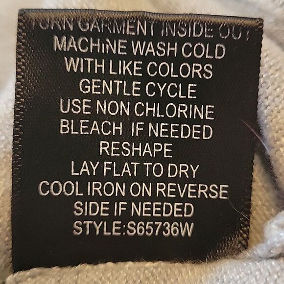 United States Sweaters grey pullover sweater with laces design, plus sz 2X - Picture 6 of 6